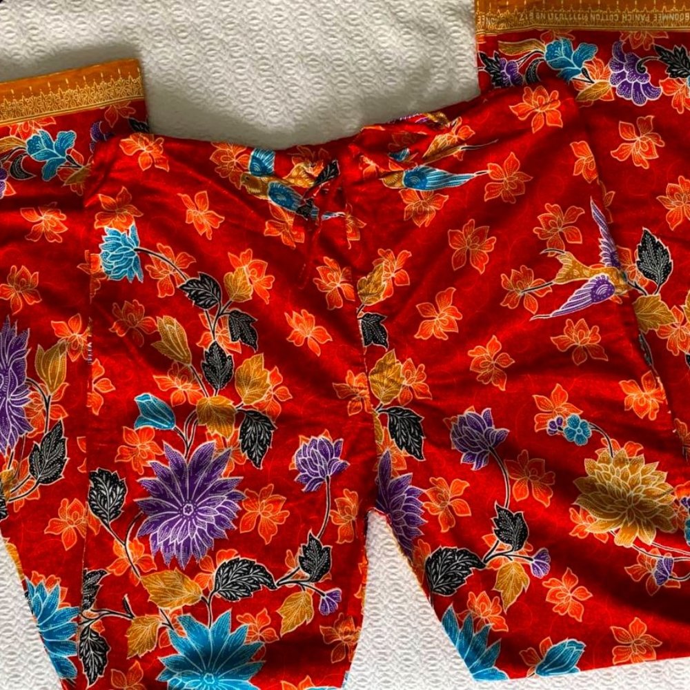NEW - 2 Thai beach floral casual pants